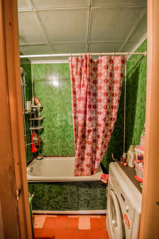 Продажа 4-комнатной квартиры, Южно-Сахалинск, Сахалинская область,  Южно-Сахалинск