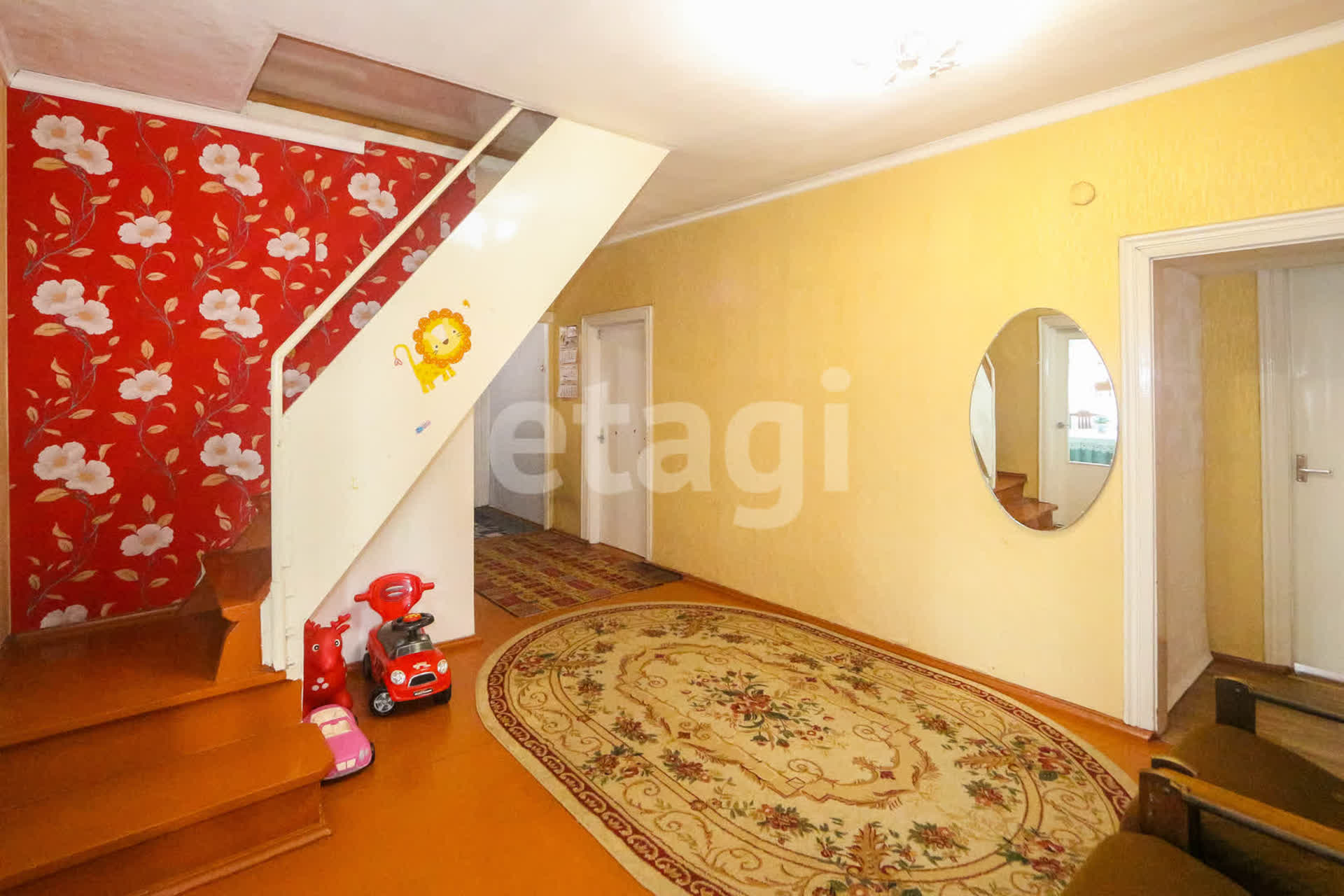 Продажа дома, 245м <sup>2</sup>, 8 сот., Улан-Удэ, Республика Бурятия,  Железнодорожный