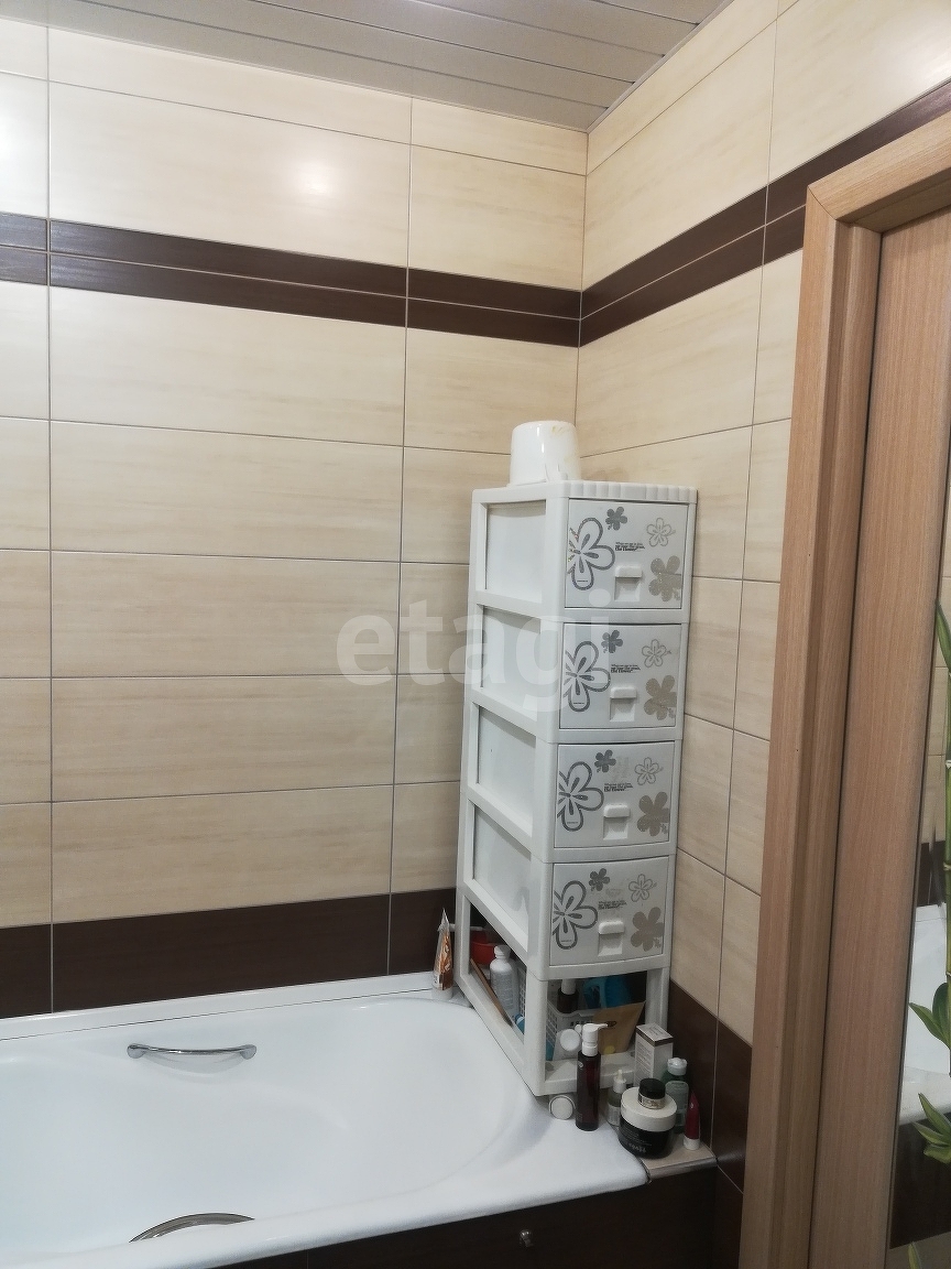 Продажа 2-комнатной квартиры, Южно-Сахалинск, Сахалинская область,  Южно-Сахалинск