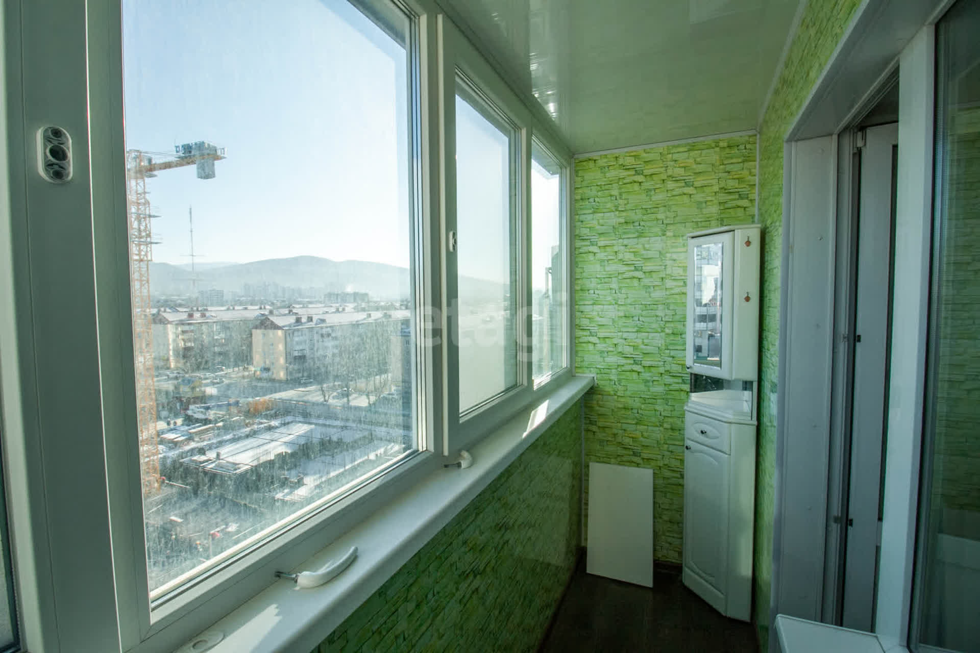 Продажа 4-комнатной квартиры, Южно-Сахалинск, Сахалинская область,  Южно-Сахалинск