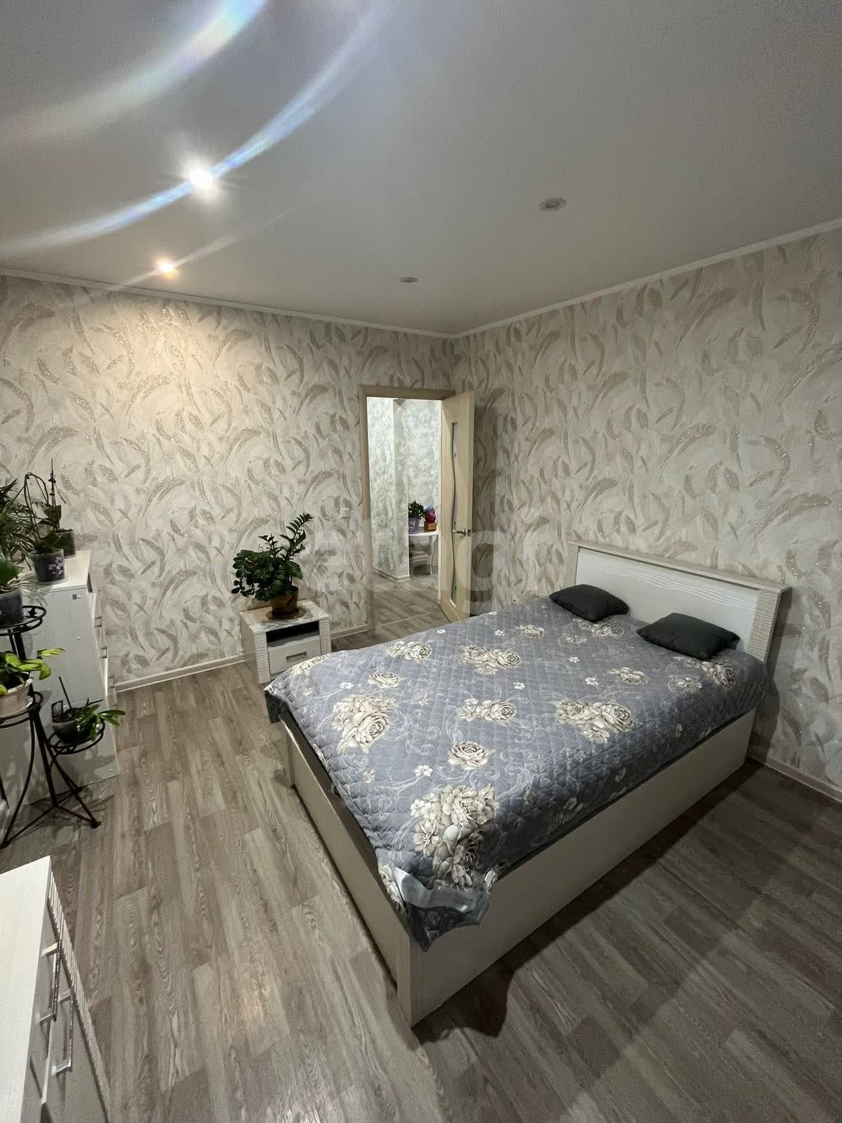 Продажа 3-комнатной квартиры, Южно-Сахалинск, Сахалинская область,  Южно-Сахалинск