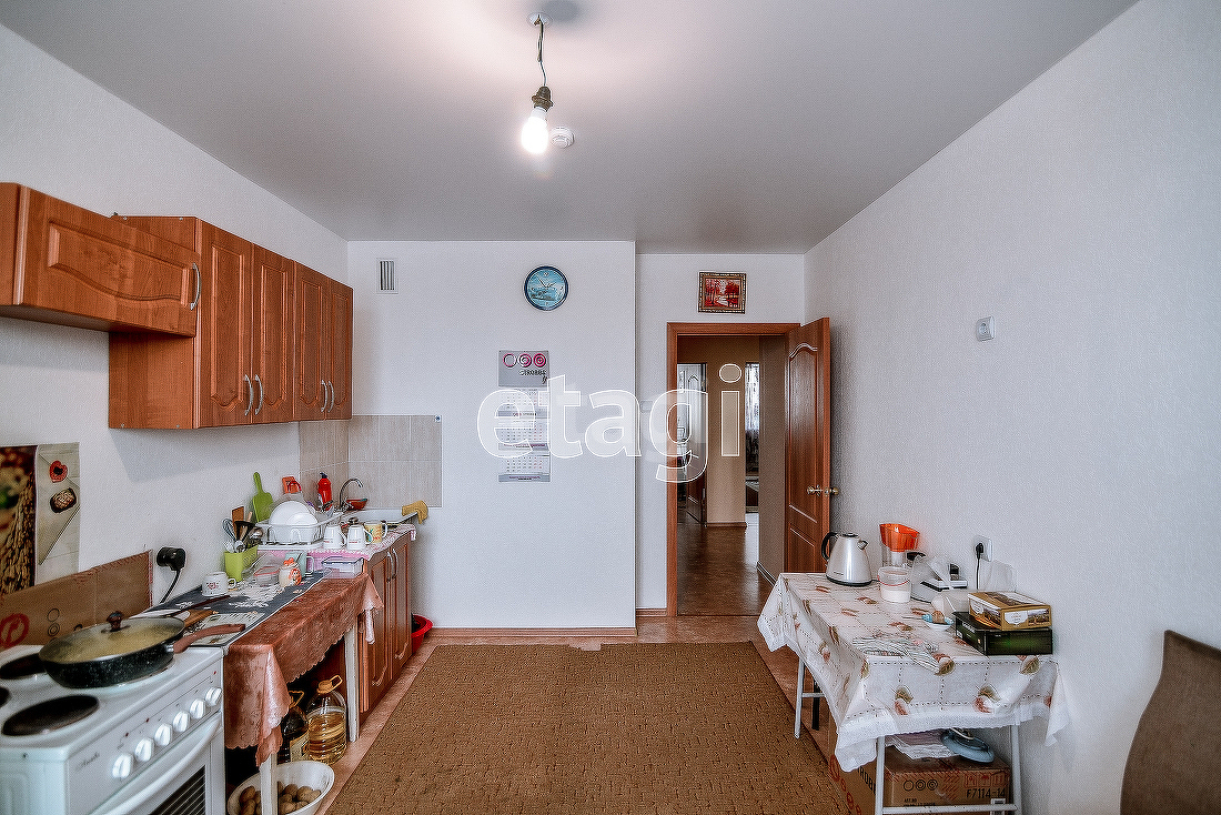 Продажа 3-комнатной квартиры, Южно-Сахалинск, Сахалинская область,  Южно-Сахалинск