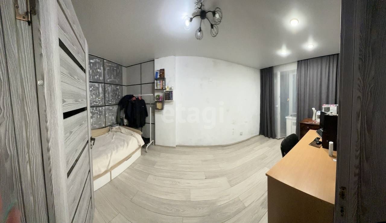 Продажа 3-комнатной квартиры, Южно-Сахалинск, Сахалинская область,  Южно-Сахалинск