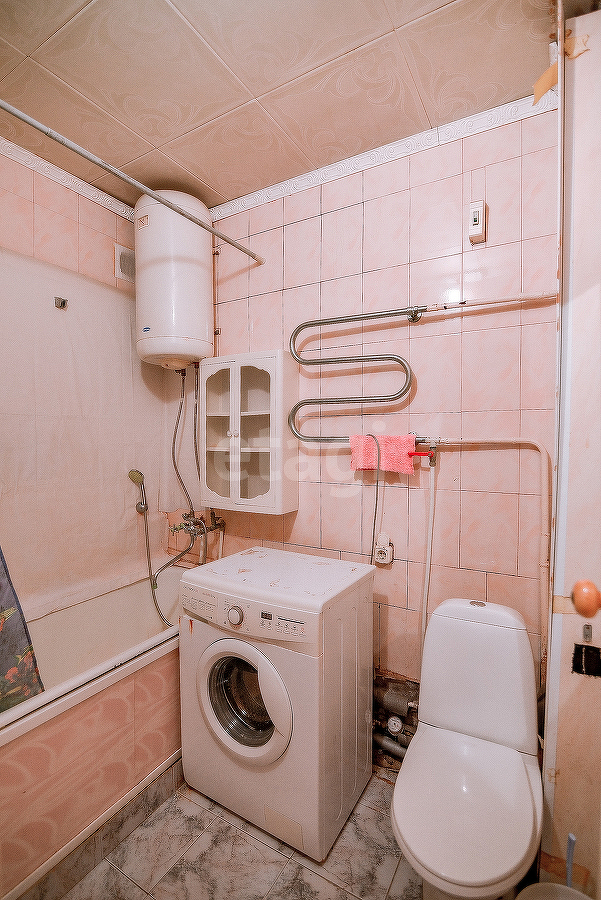 Продажа 2-комнатной квартиры, Южно-Сахалинск, Сахалинская область,  Южно-Сахалинск