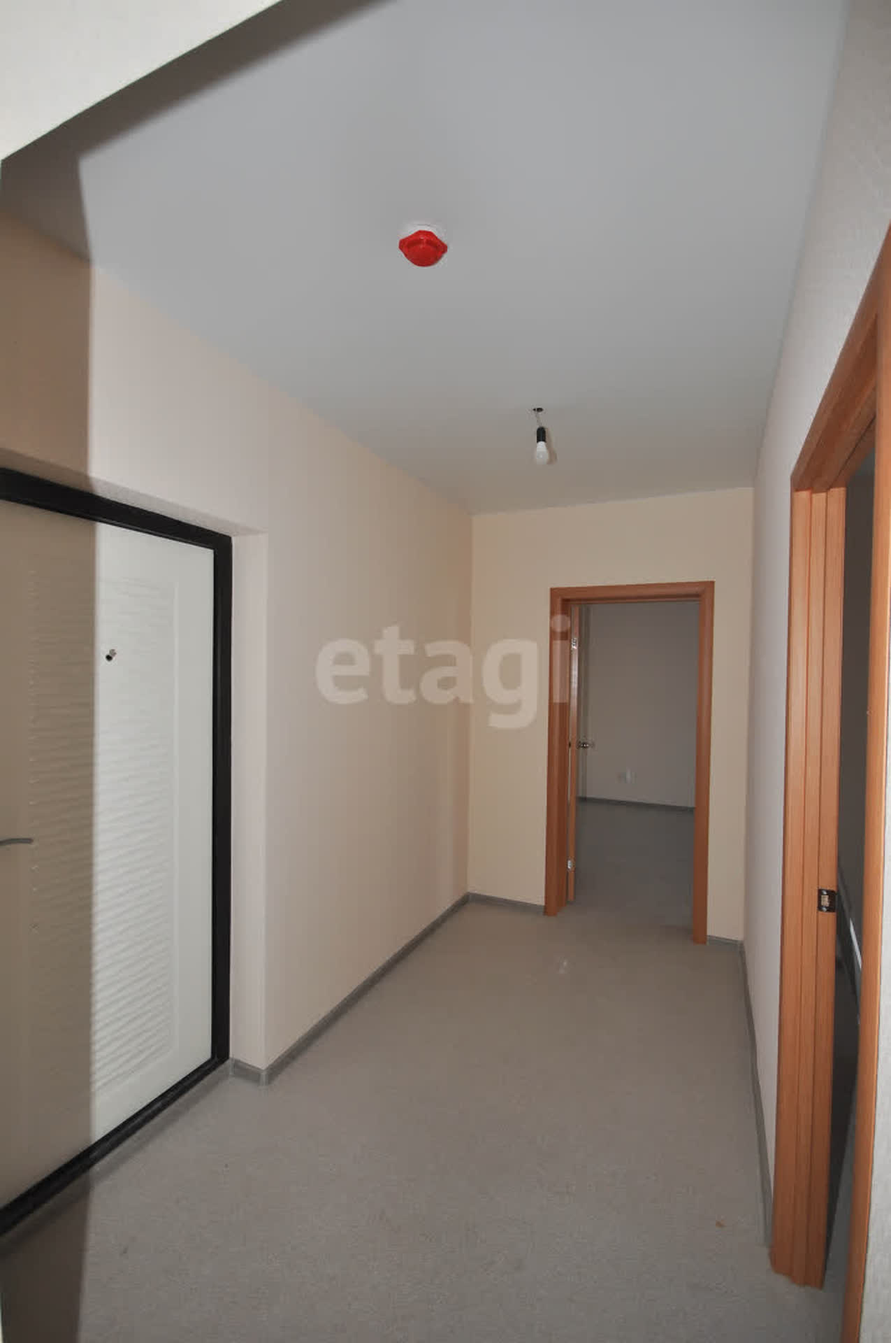 Продажа 2-комнатной квартиры, Южно-Сахалинск, Сахалинская область,  Южно-Сахалинск