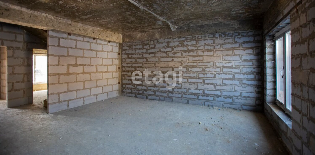 Продажа 4-комнатной квартиры, Южно-Сахалинск, Сахалинская область,  Южно-Сахалинск