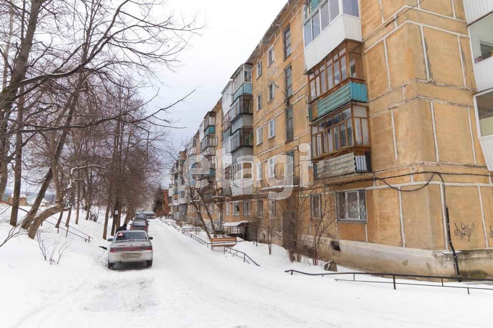 Продажа 3-комнатной квартиры, Челябинск, Челябинская область,  Златоуст