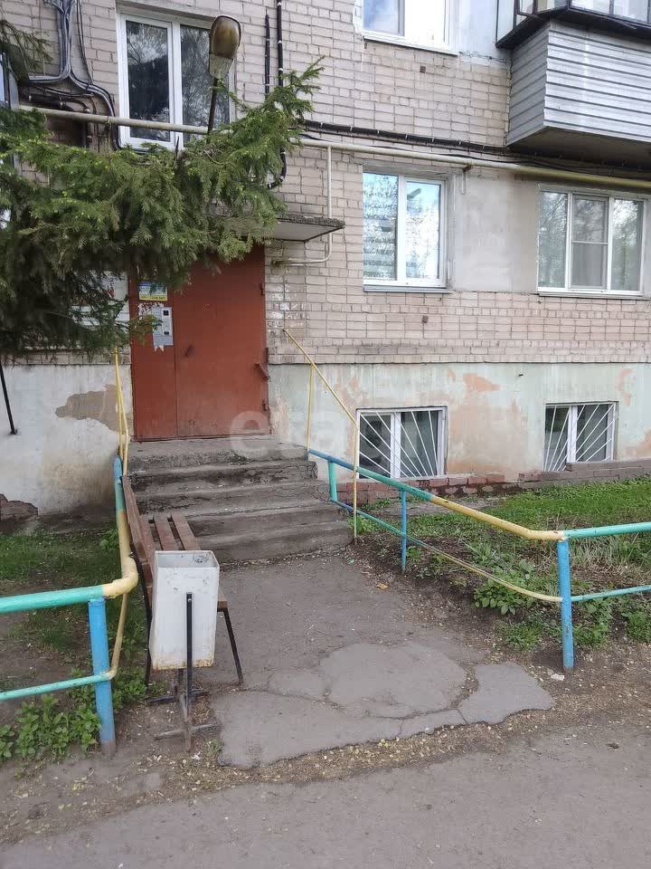 Продажа 1-комнатной квартиры, Миасс, Челябинская область,  микрорайон Мебельная Фабрика