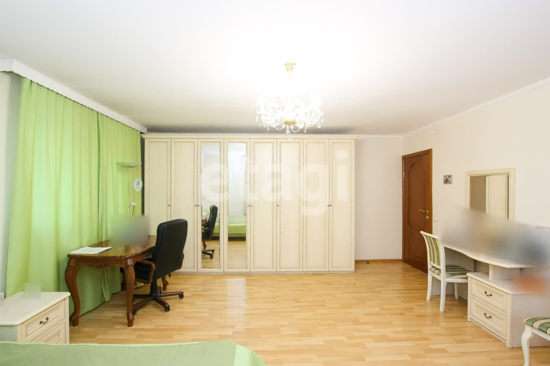 Продажа дома, 247м <sup>2</sup>, 15 сот., Улан-Удэ, Республика Бурятия,  