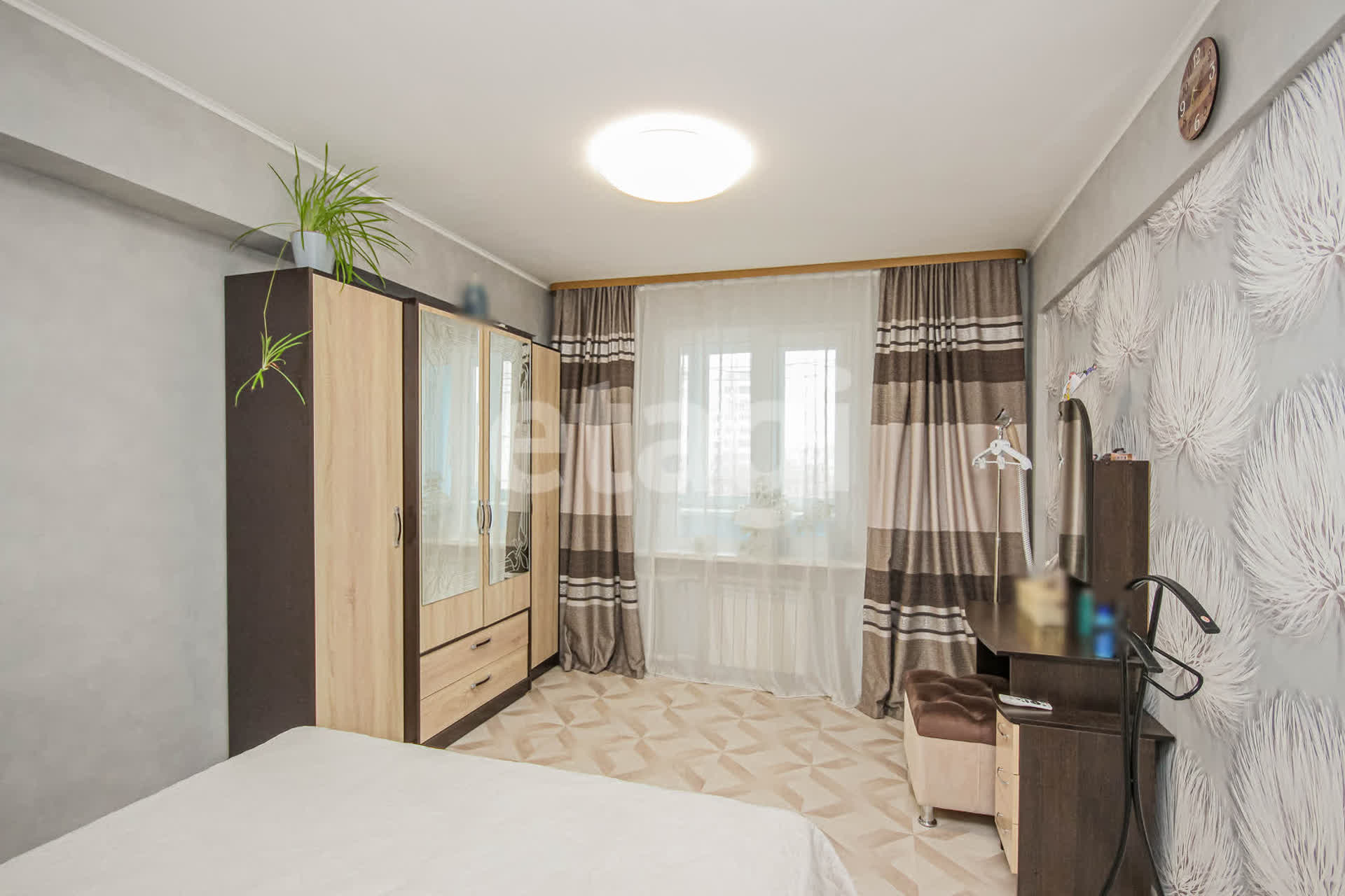 Продажа 3-комнатной квартиры, Улан-Удэ, Республика Бурятия,  Улан-Удэ