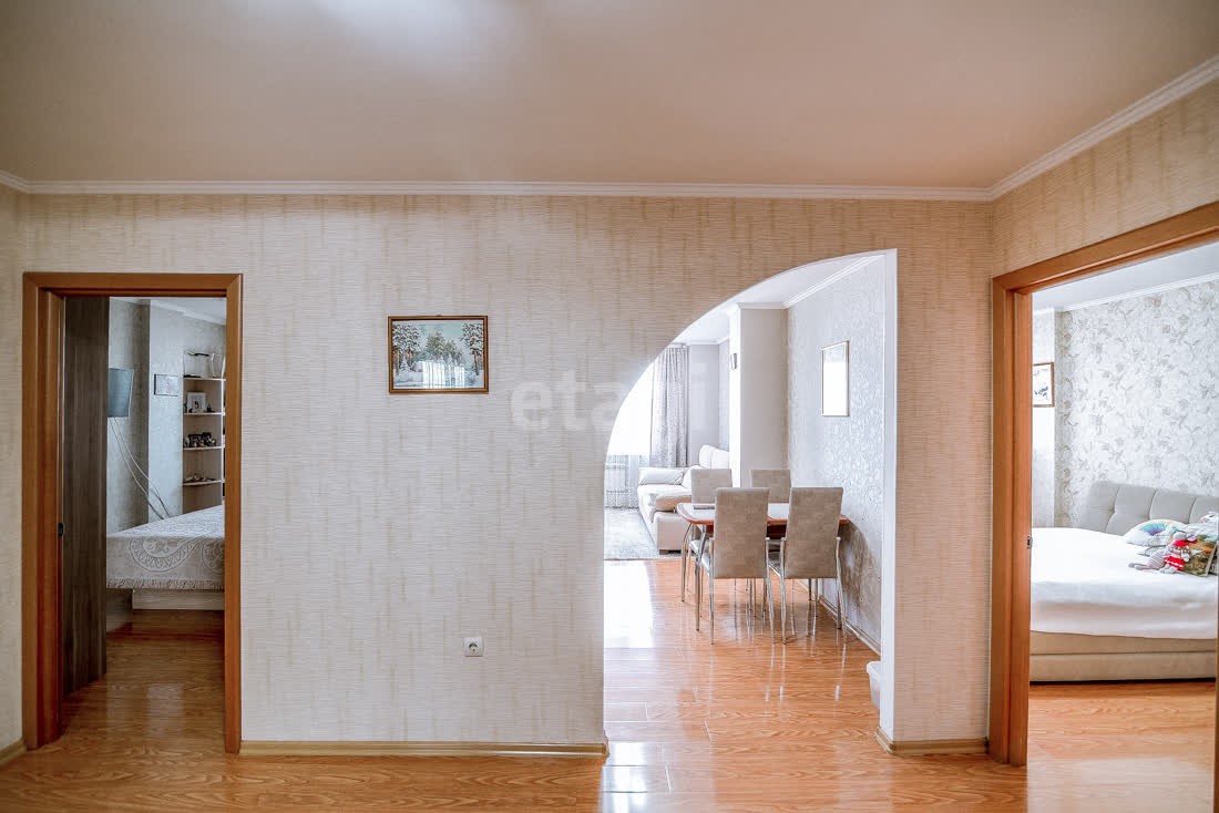 Продажа 2-комнатной квартиры, Южно-Сахалинск, Сахалинская область,  Южно-Сахалинск