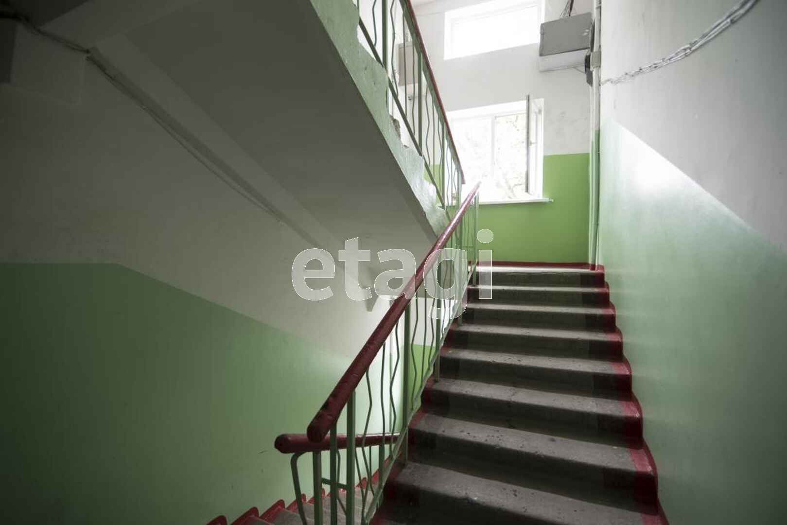 Продажа 2-комнатной квартиры, Южно-Сахалинск, Сахалинская область,  Южно-Сахалинск