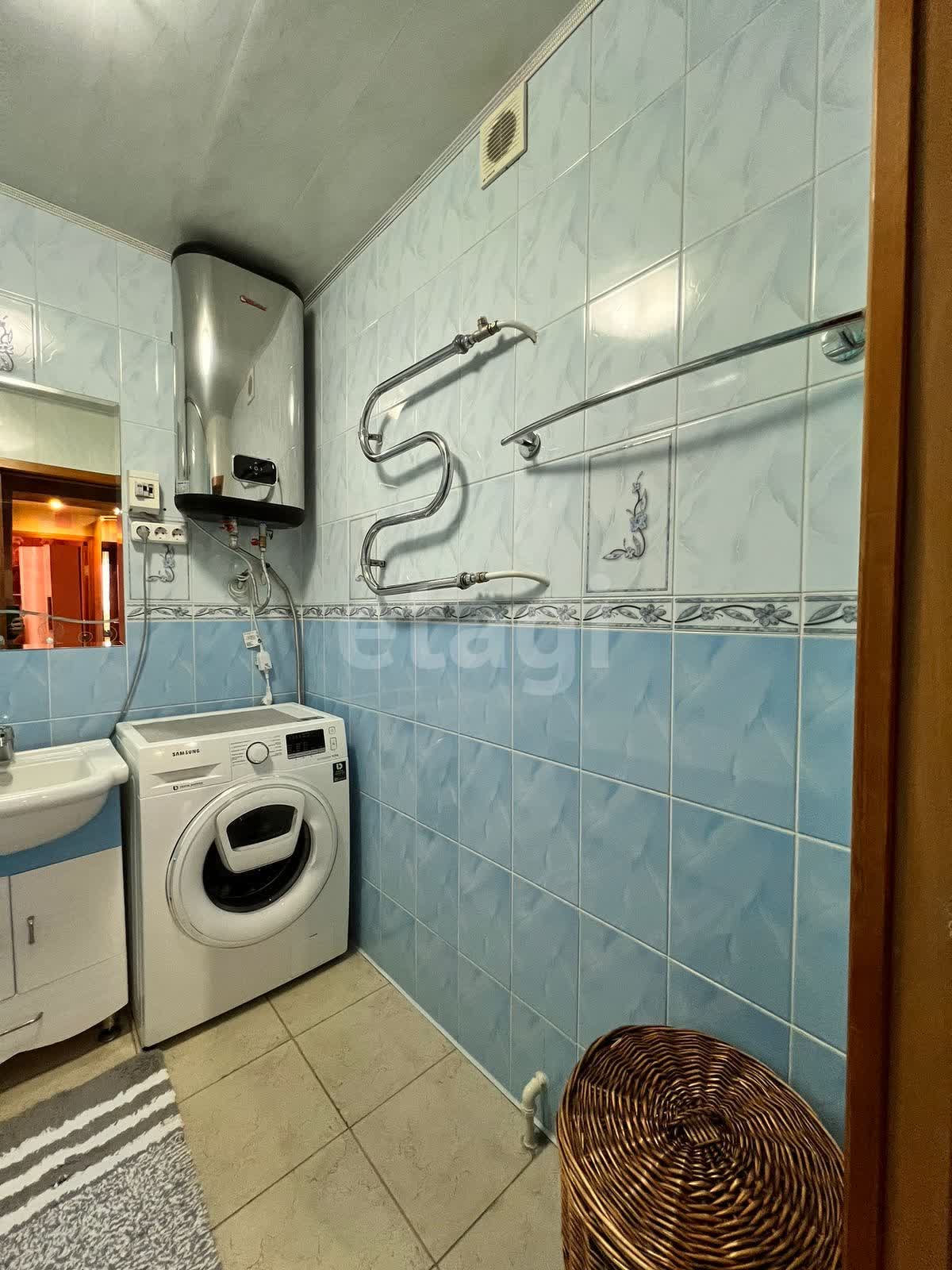 Продажа 2-комнатной квартиры, Южно-Сахалинск, Сахалинская область,  Южно-Сахалинск