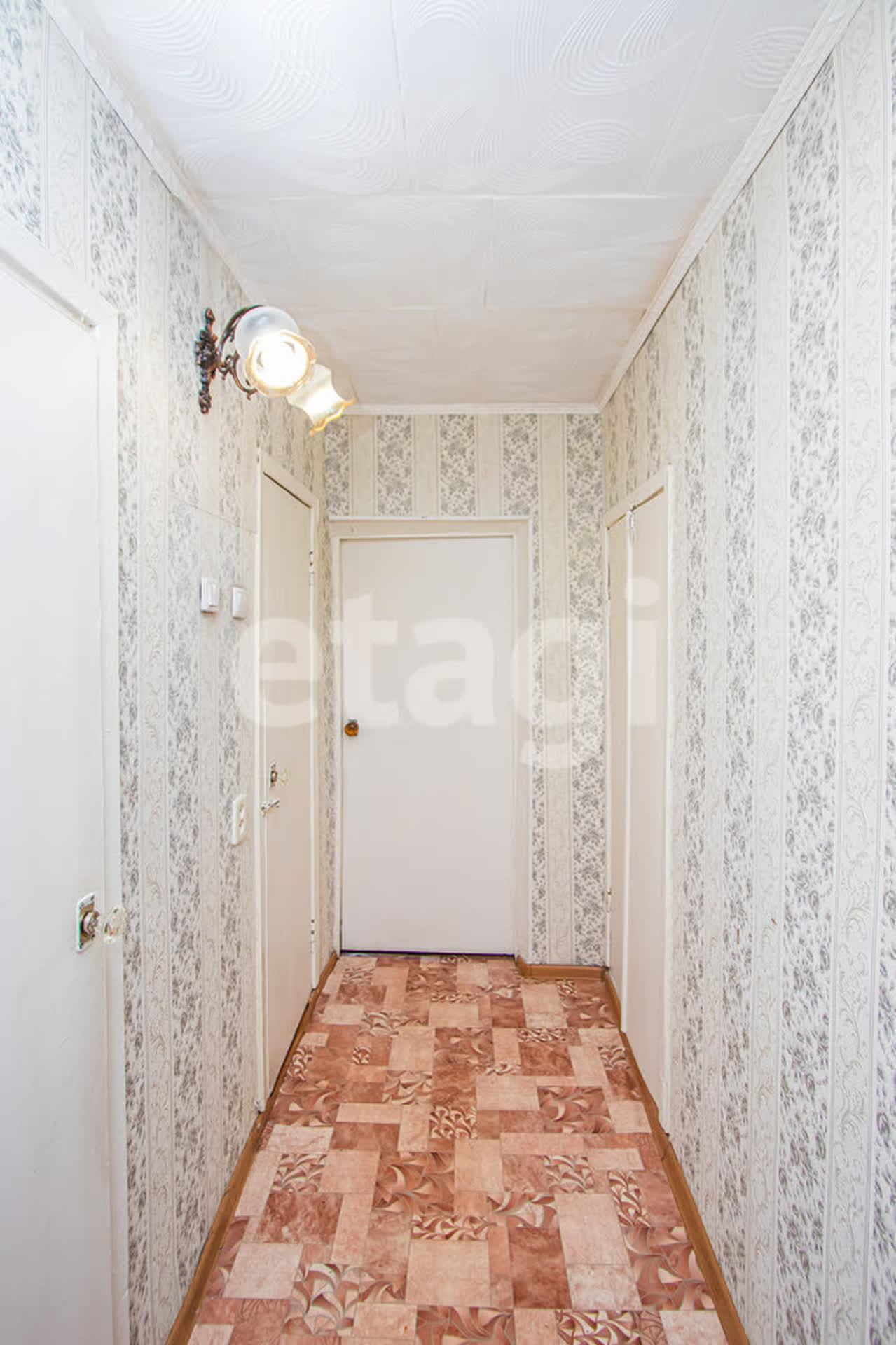 Продажа 4-комнатной квартиры, Улан-Удэ, Республика Бурятия,  Улан-Удэ