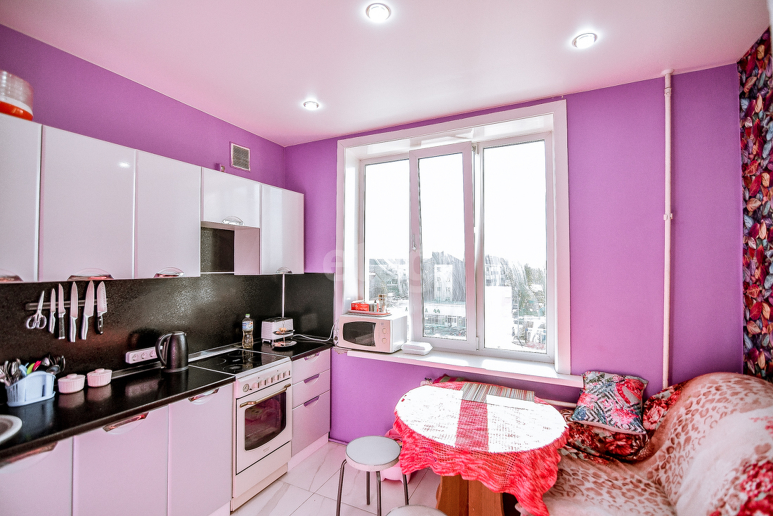 Продажа 2-комнатной квартиры, Южно-Сахалинск, Сахалинская область,  Южно-Сахалинск