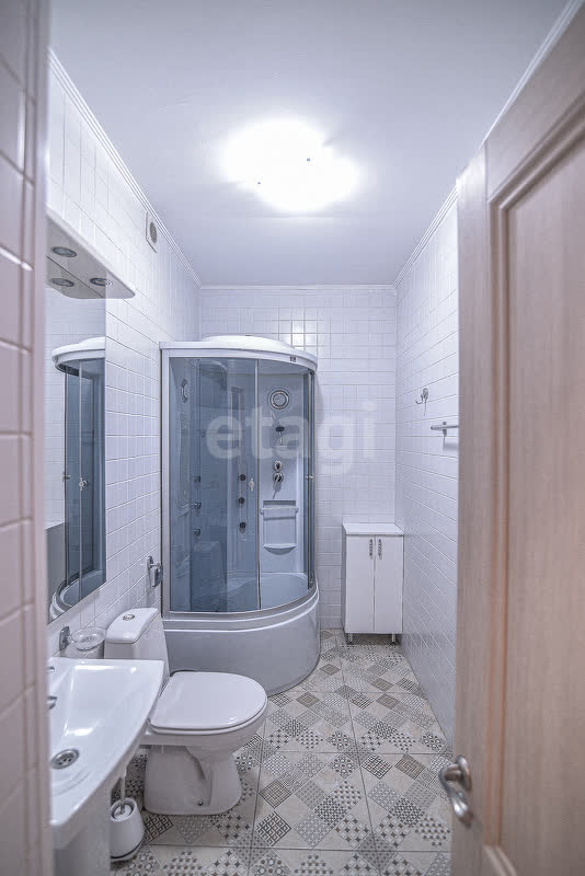 Аренда 4-комнатной квартиры, Южно-Сахалинск, Сахалинская область,  Южно-Сахалинск