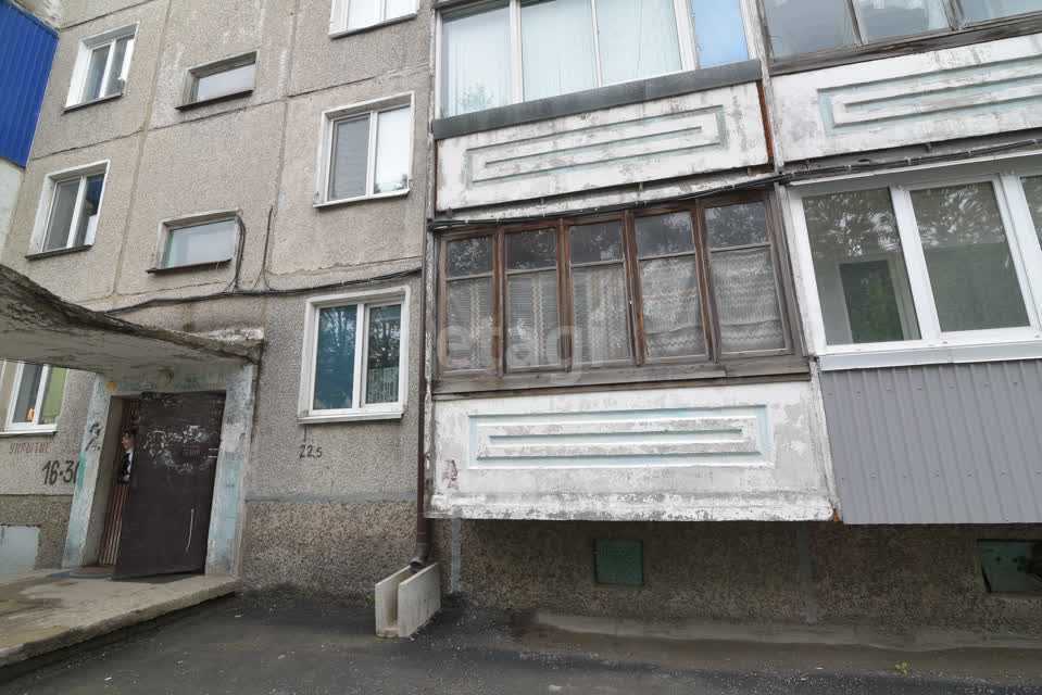 Продажа 2-комнатной квартиры, Южно-Сахалинск, Сахалинская область,  Южно-Сахалинск