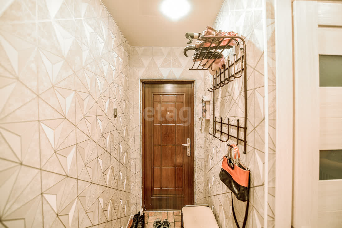 Продажа 3-комнатной квартиры, Южно-Сахалинск, Сахалинская область,  Южно-Сахалинск