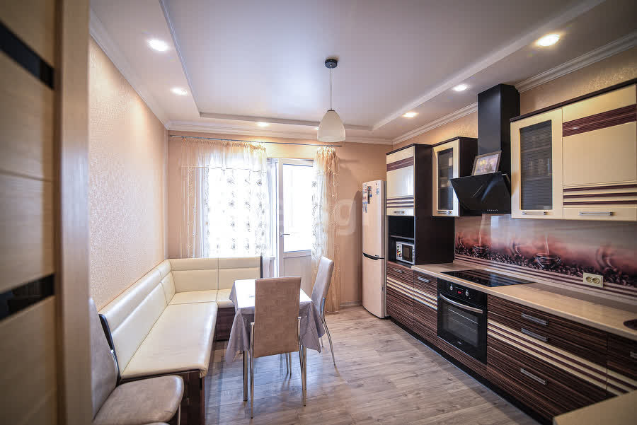 Продажа 2-комнатной квартиры, Южно-Сахалинск, Сахалинская область,  Южно-Сахалинск