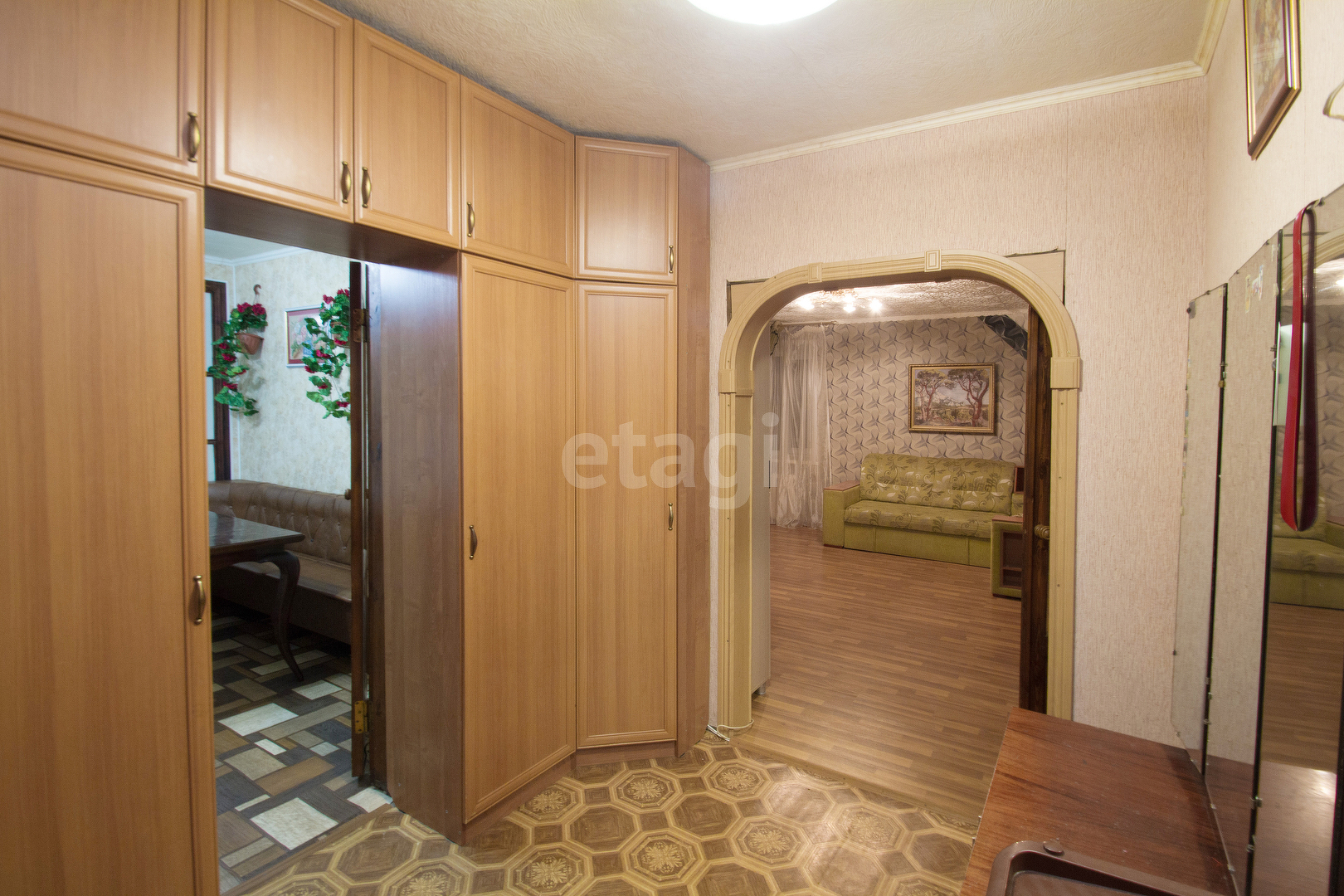 Продажа 4-комнатной квартиры, Калуга, Привокзальная,  16