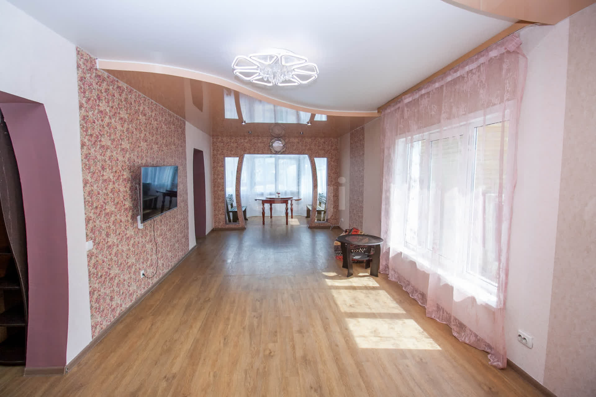 Продажа дома, 200м <sup>2</sup>, 8 сот., Южно-Сахалинск, Сахалинская область,  Южно-Сахалинск