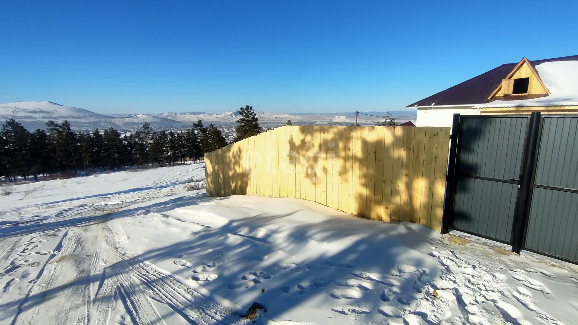 Продажа дома, 240м <sup>2</sup>, 12 сот., Улан-Удэ, Республика Бурятия,  Тарбагатайский