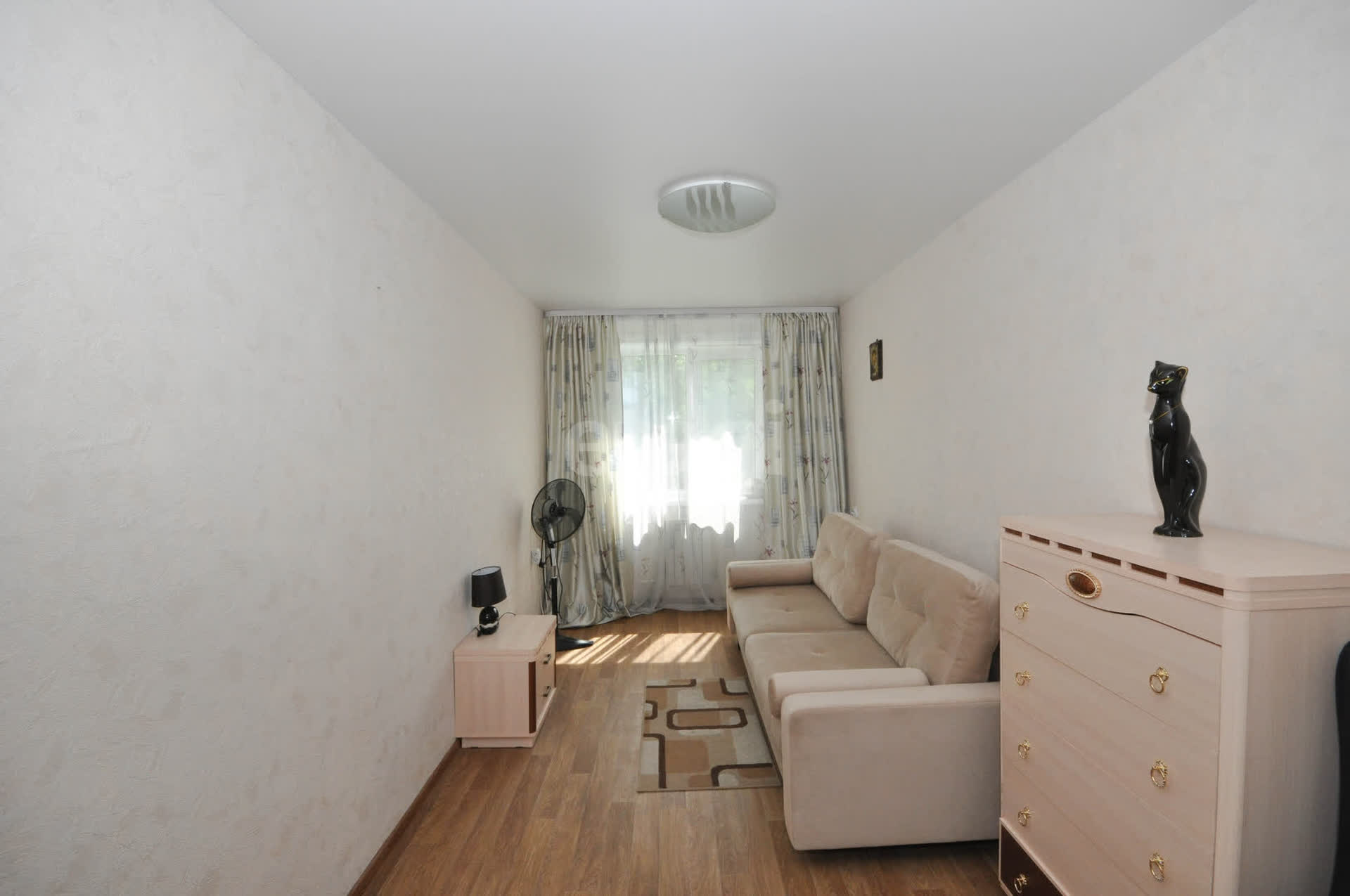 Продажа 2-комнатной квартиры, Южно-Сахалинск, Сахалинская область,  Южно-Сахалинск