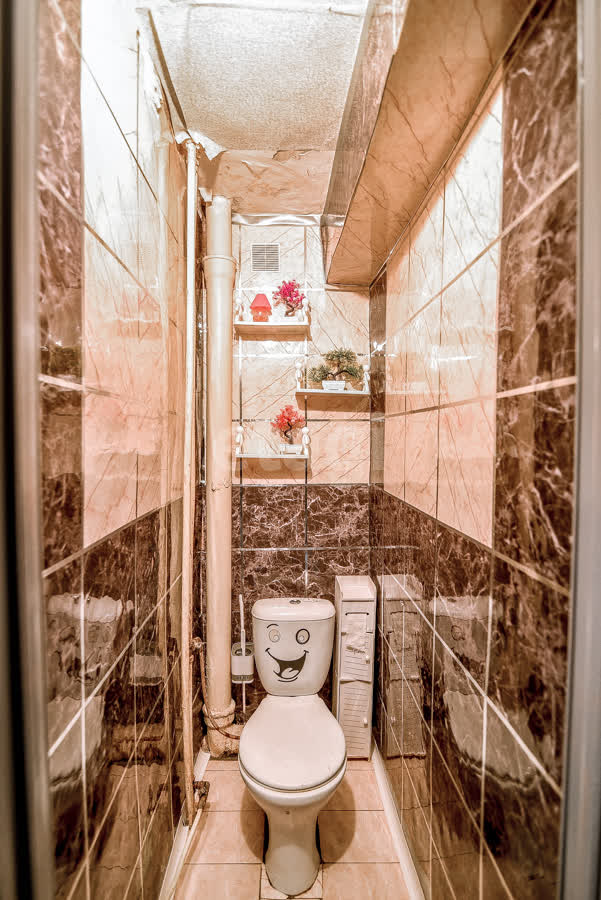 Продажа 2-комнатной квартиры, Южно-Сахалинск, Сахалинская область,  Южно-Сахалинск