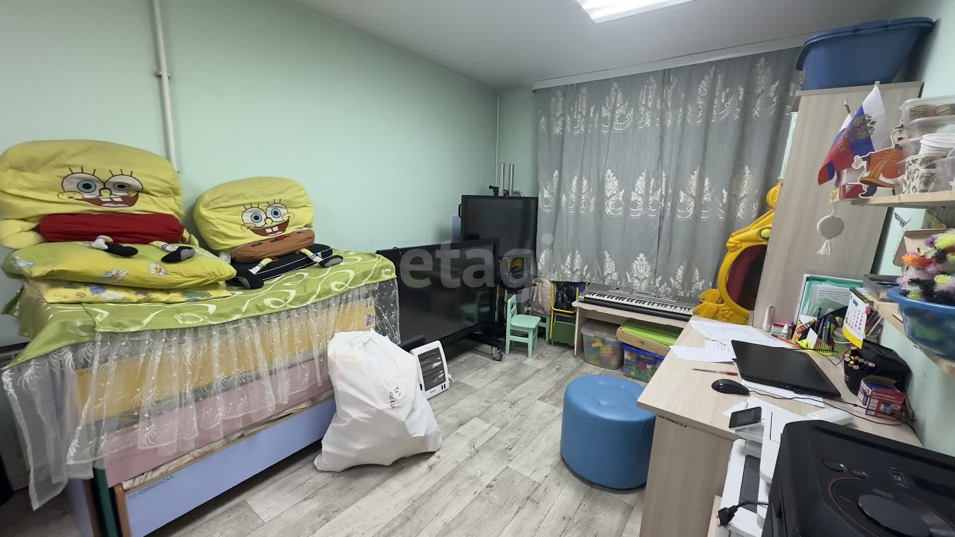 Продажа 4-комнатной квартиры, Улан-Удэ, Республика Бурятия,  Улан-Удэ