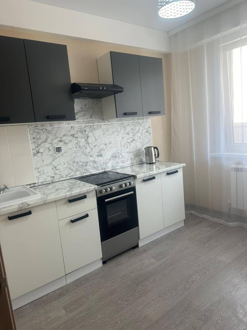 Продажа 2-комнатной квартиры, Южно-Сахалинск, Сахалинская область,  Южно-Сахалинск