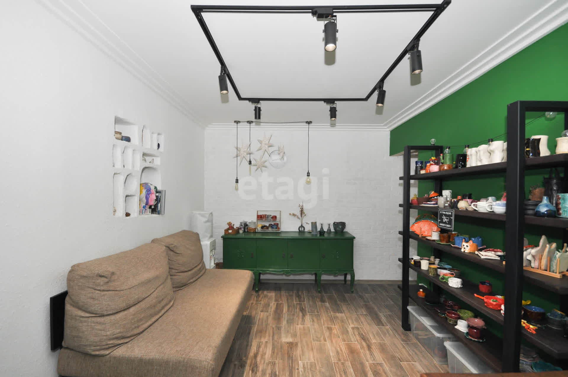 Продажа коммерческой недвижимости, 100м <sup>2</sup>, Южно-Сахалинск, Сахалинская область,  Южно-Сахалинск