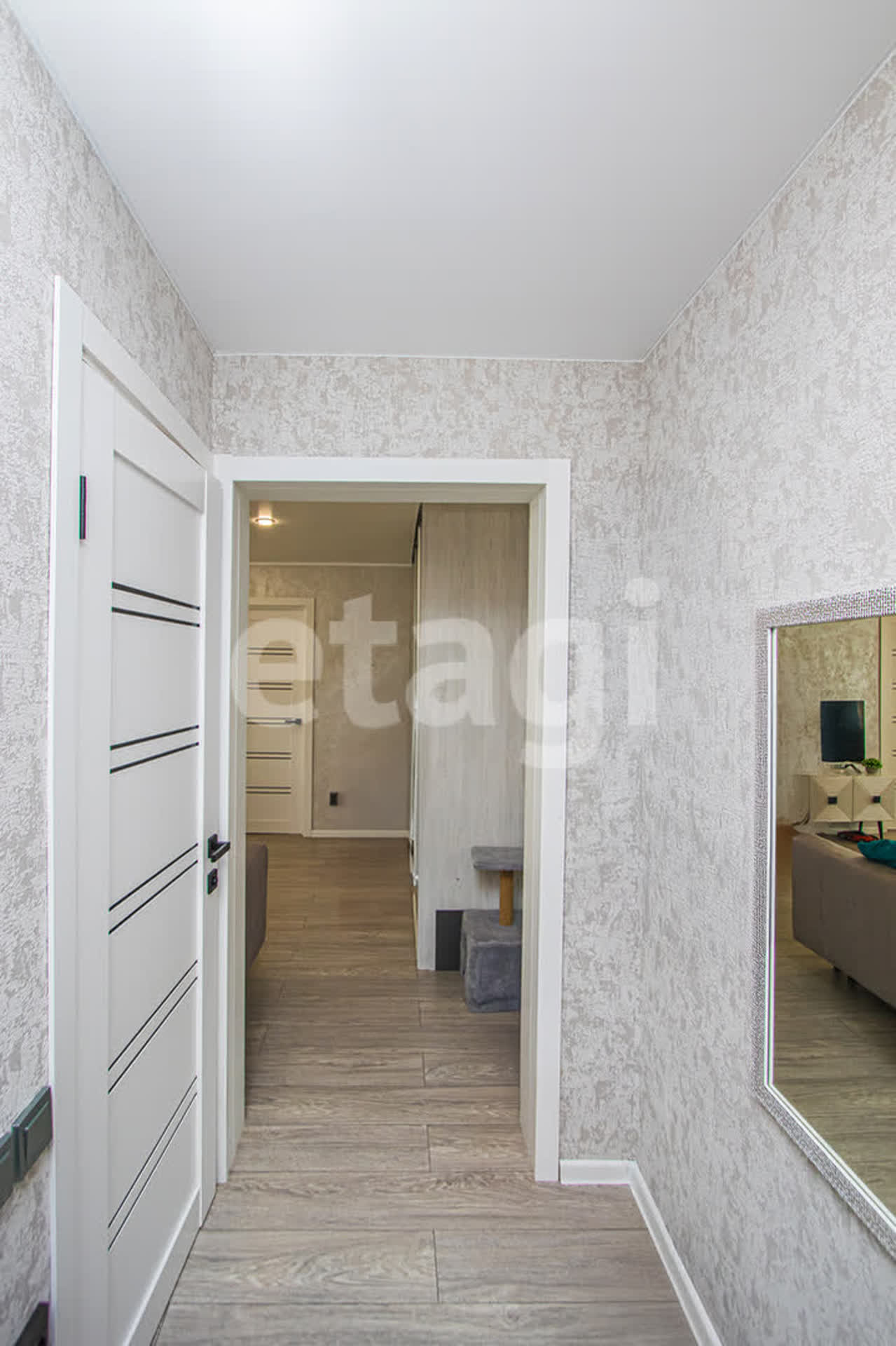 Продажа 3-комнатной квартиры, Улан-Удэ, Республика Бурятия,  Улан-Удэ