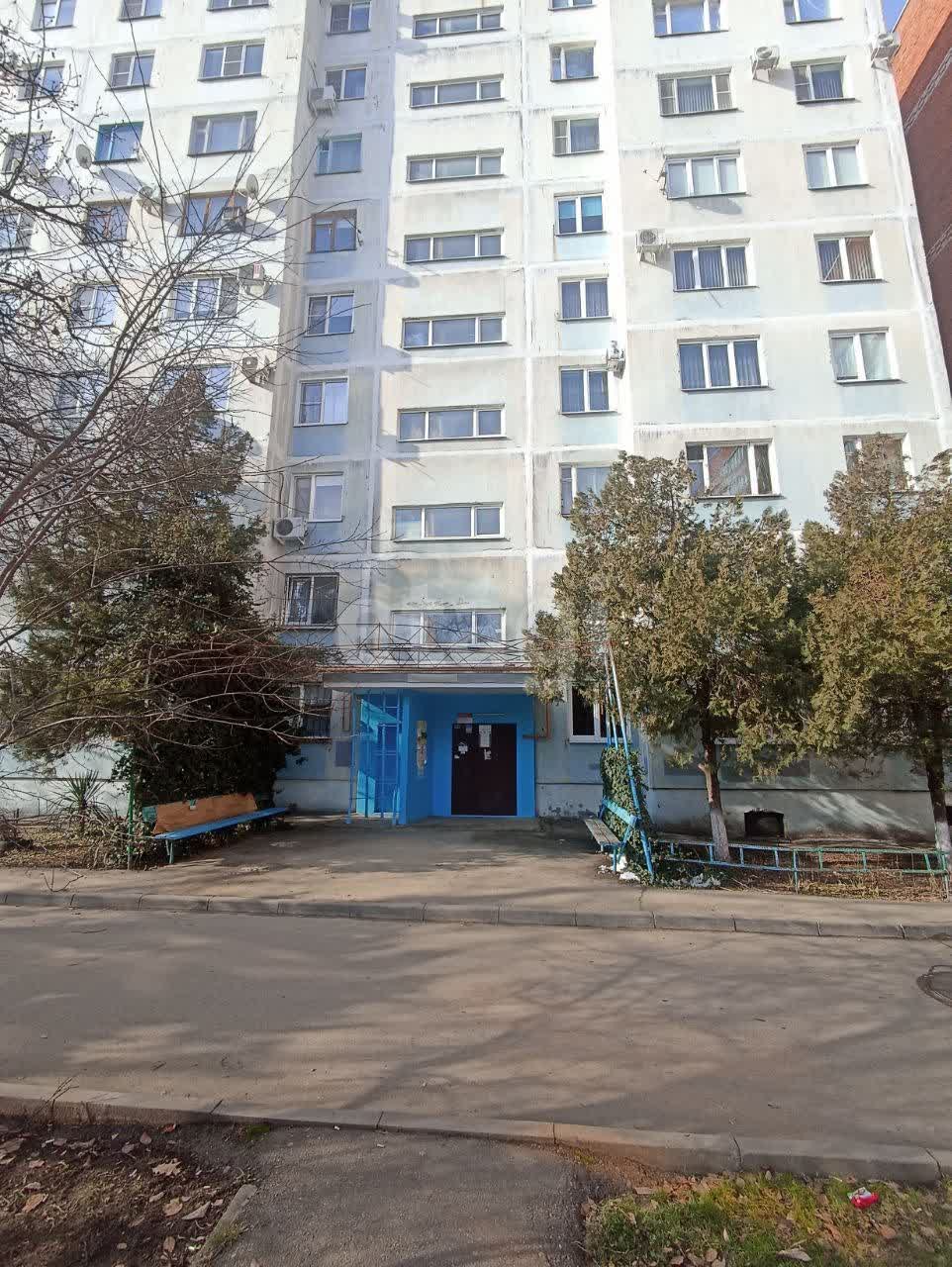 Продажа 3-комнатной квартиры, Майкоп, Чкалова,  78