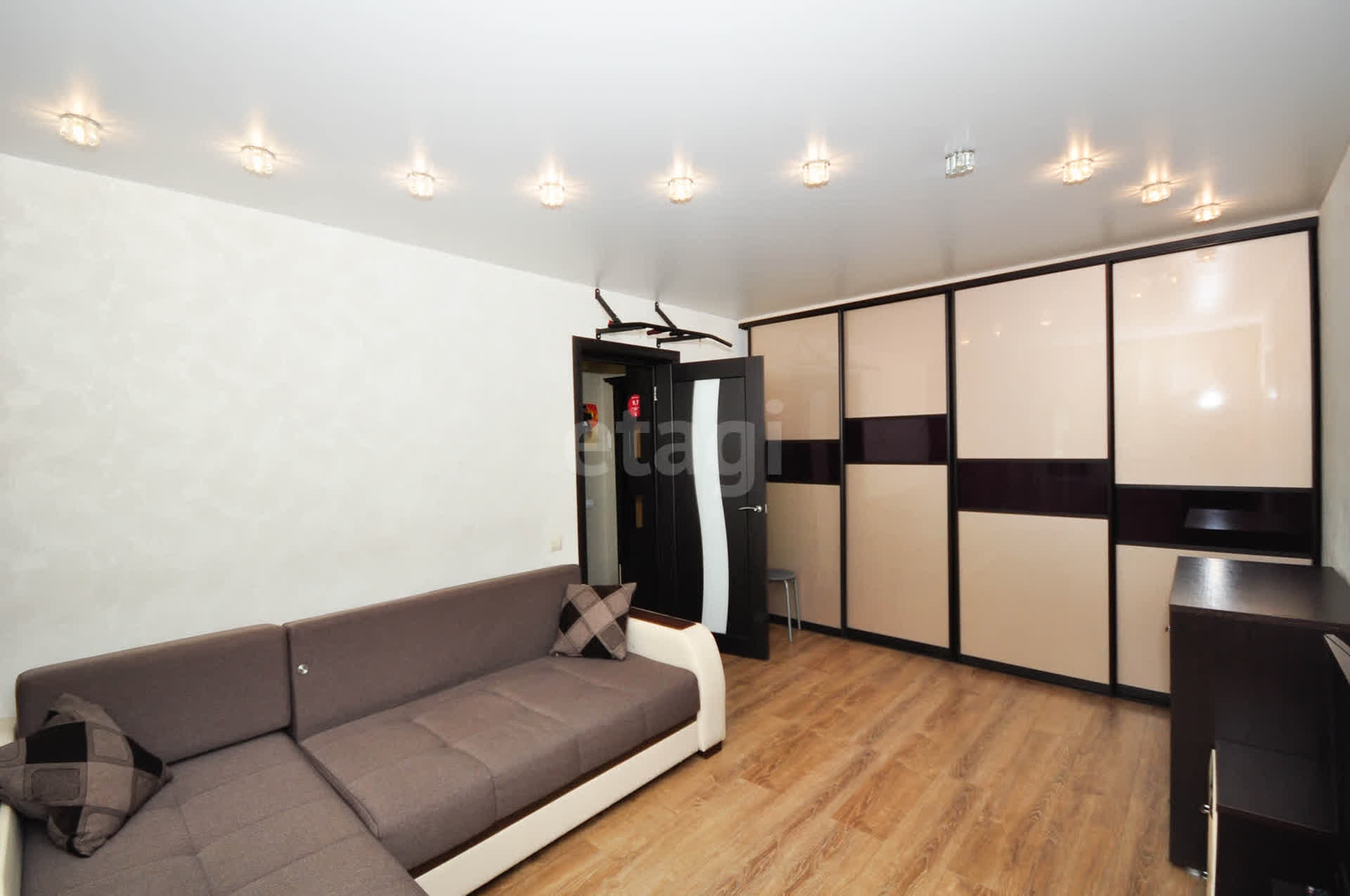 Продажа 1-комнатной квартиры, Южно-Сахалинск, Сахалинская область,  Южно-Сахалинск