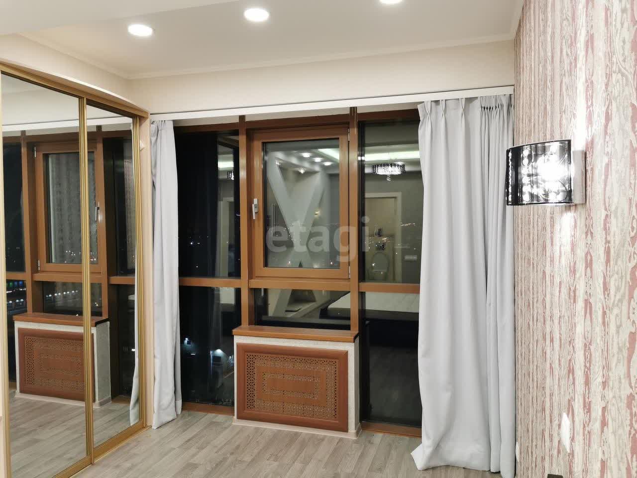 Аренда 3-комнатной квартиры, Южно-Сахалинск, Сахалинская область,  Южно-Сахалинск