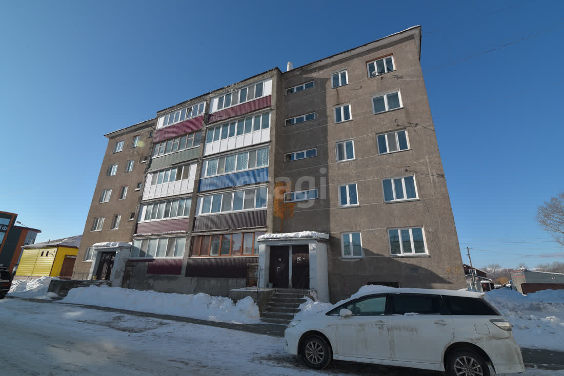 Продажа 2-комнатной квартиры, Южно-Сахалинск, Сахалинская область,  Южно-Сахалинск