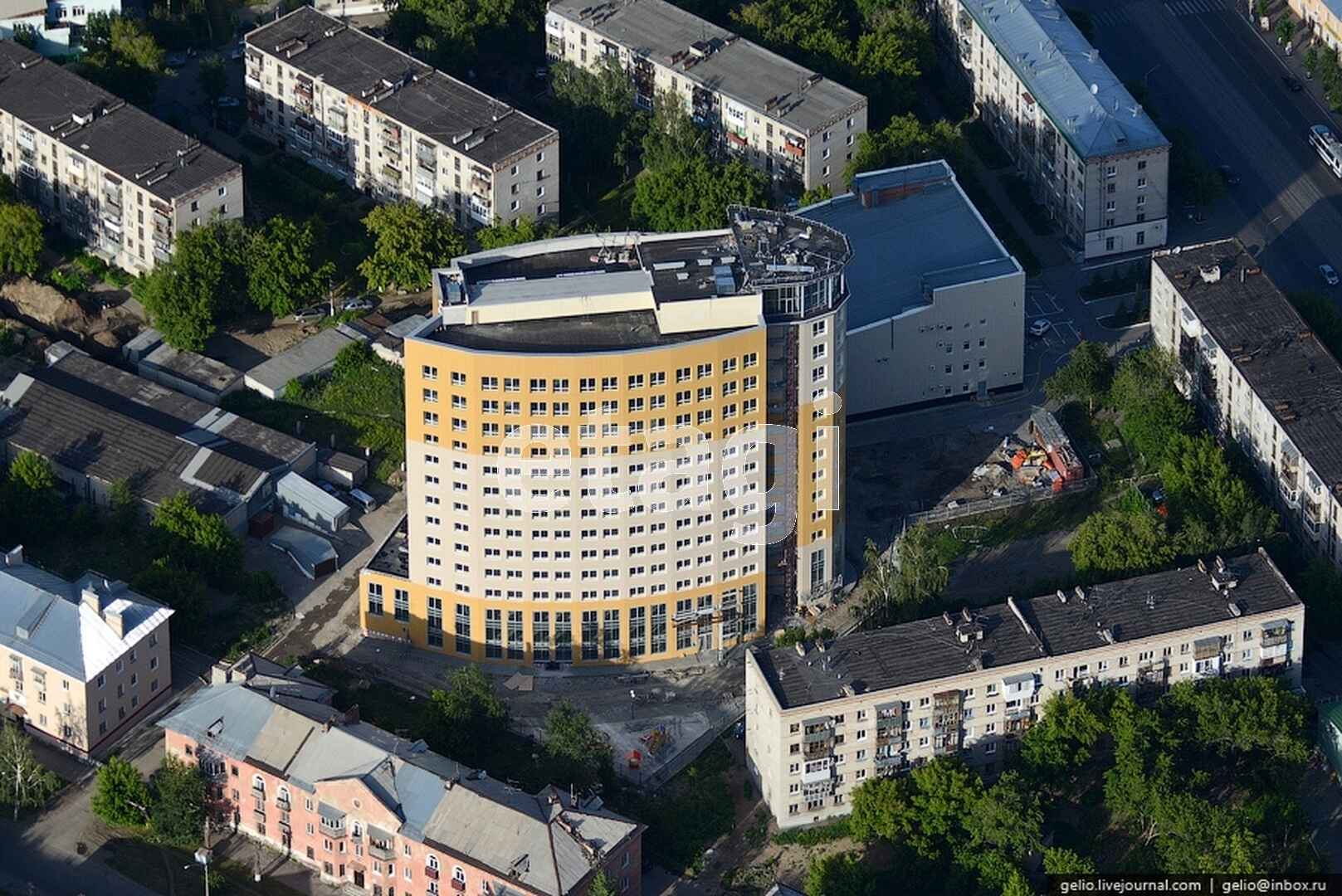 Профинтерна 7а барнаул. Профинтерна, 42а. Барнаул, ул. Профинтерна 6. Профинтерна, 7а р-н железнодорожный.