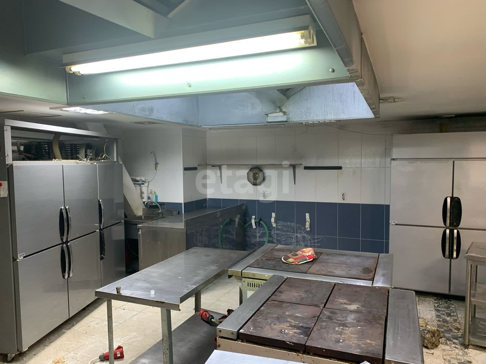 Продажа коммерческой недвижимости, 621м <sup>2</sup>, Южно-Сахалинск, Сахалинская область,  Южно-Сахалинск