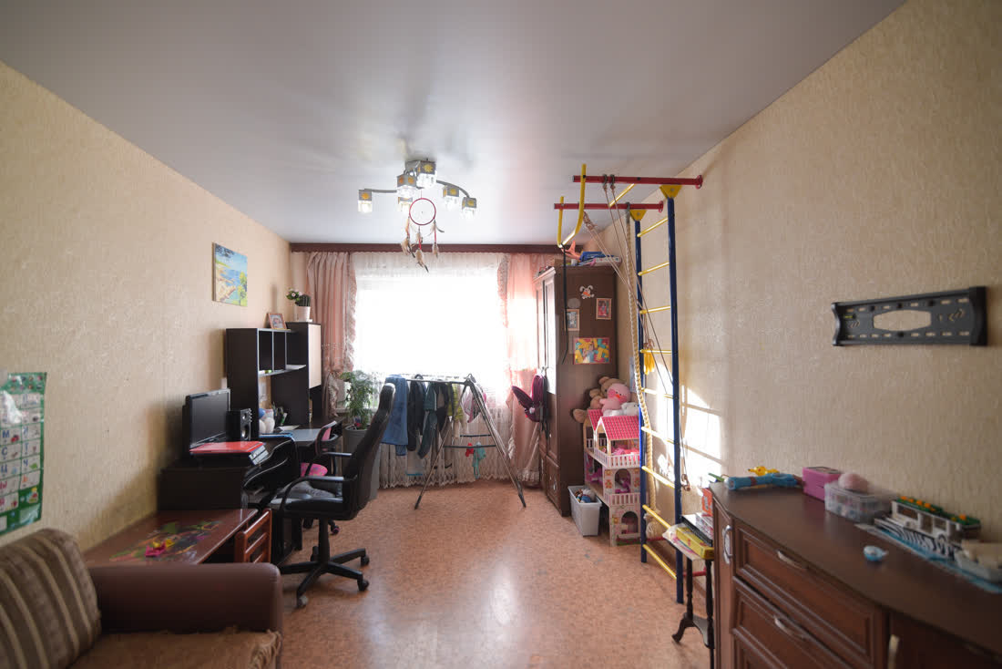 Продажа 3-комнатной квартиры, Южно-Сахалинск, Сахалинская область,  Южно-Сахалинск