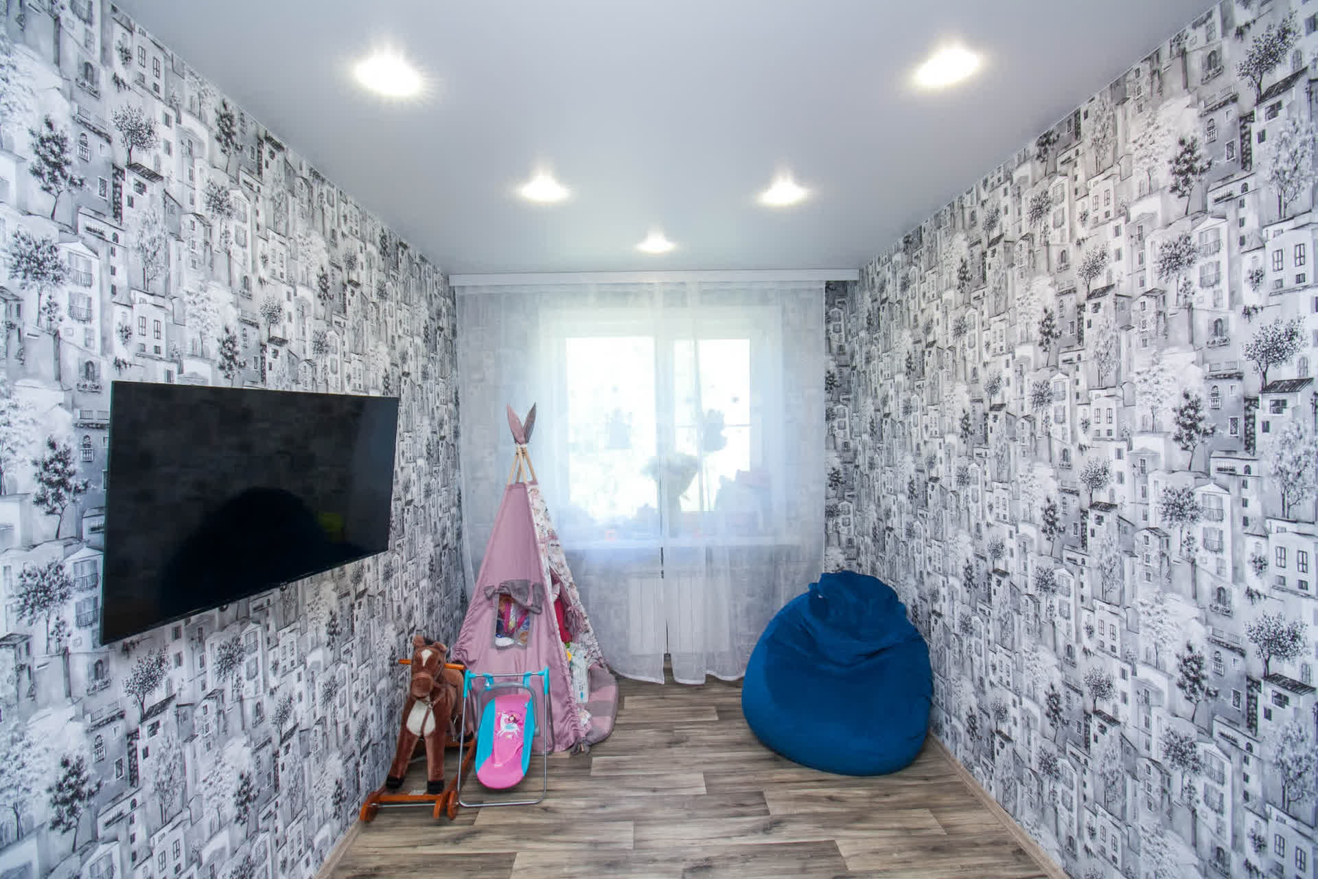 Продажа 3-комнатной квартиры, Южно-Сахалинск, Сахалинская область,  Южно-Сахалинск