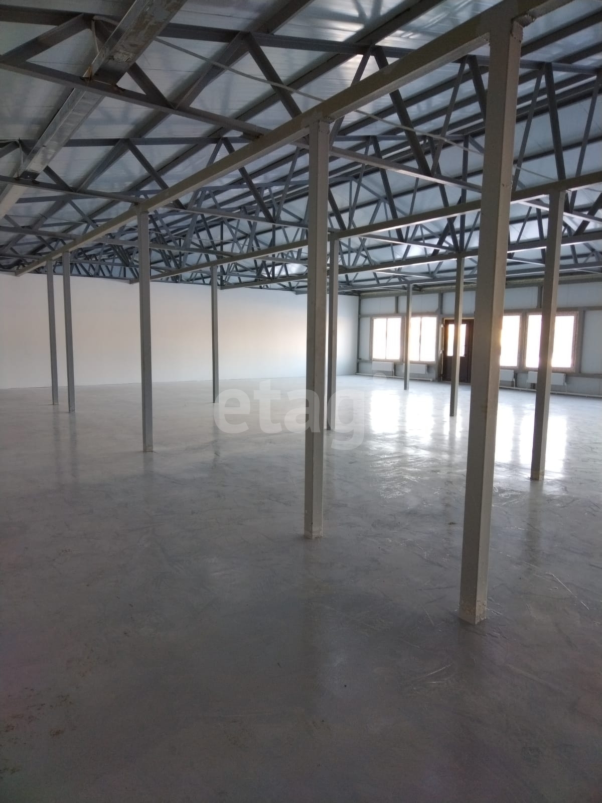 Аренда коммерческой недвижимости, 400м <sup>2</sup>, Южно-Сахалинск, Сахалинская область,  Южно-Сахалинск