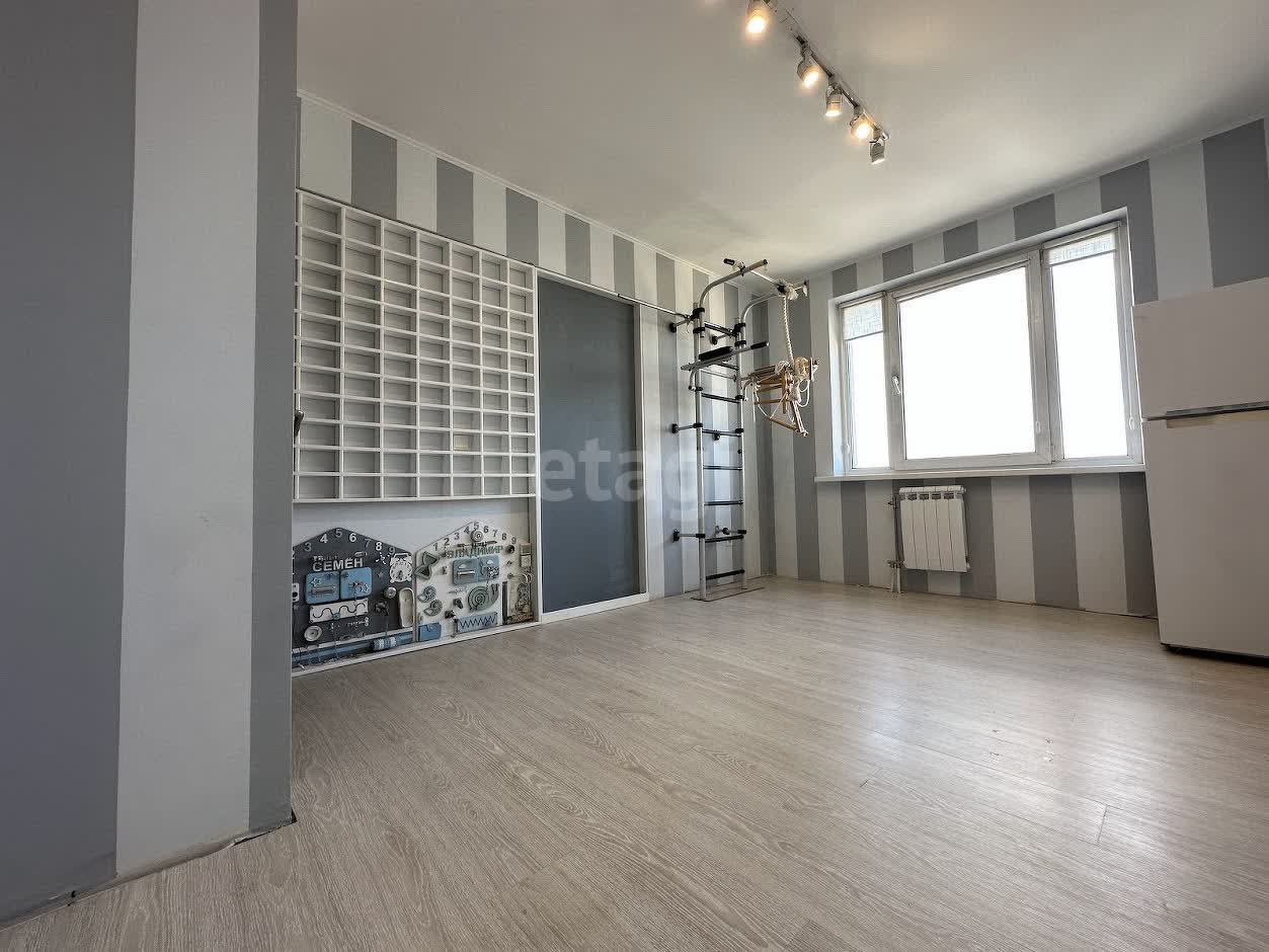 Продажа 2-комнатной квартиры, Южно-Сахалинск, Сахалинская область,  Южно-Сахалинск