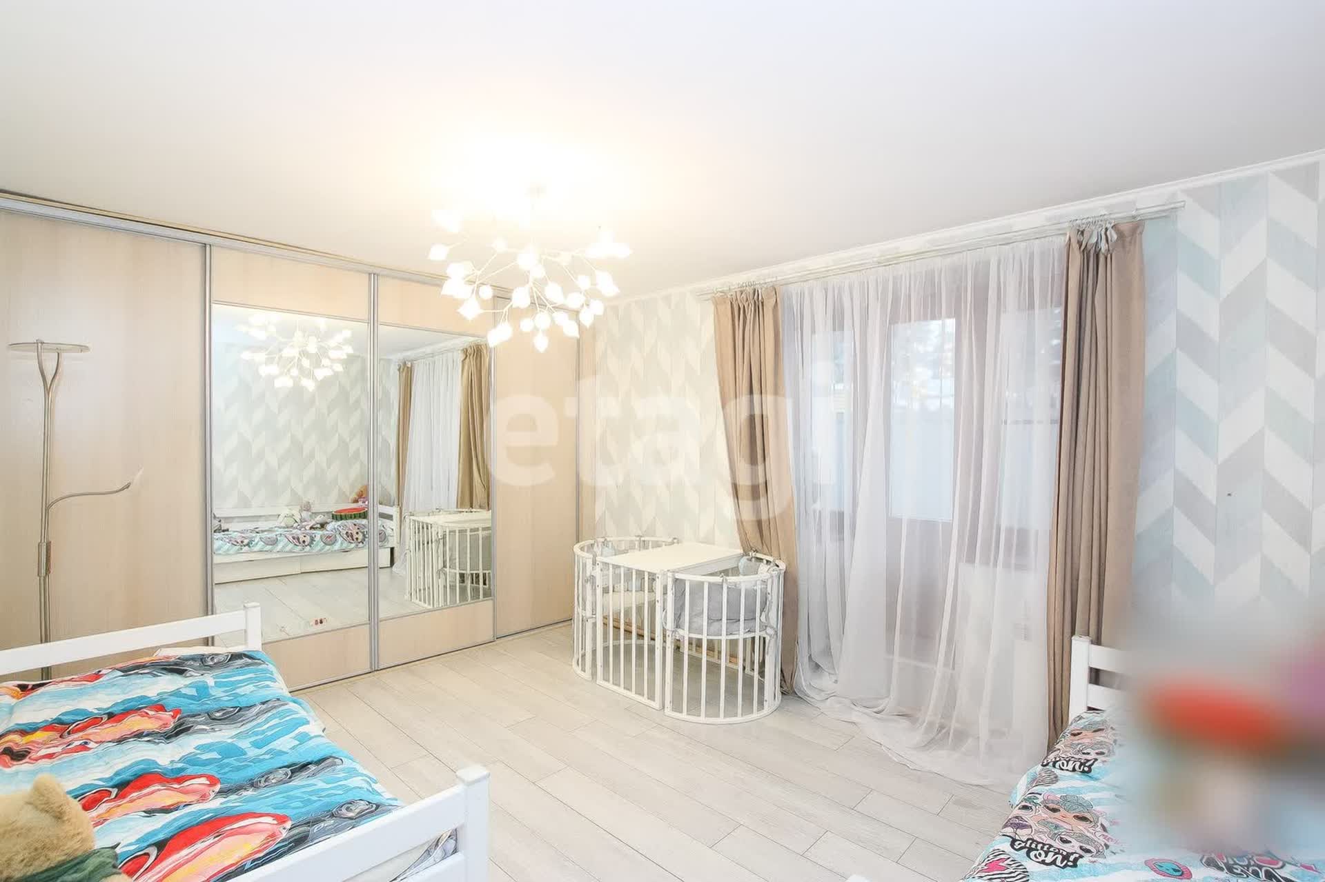 Продажа дома, 247м <sup>2</sup>, 15 сот., Улан-Удэ, Республика Бурятия,  