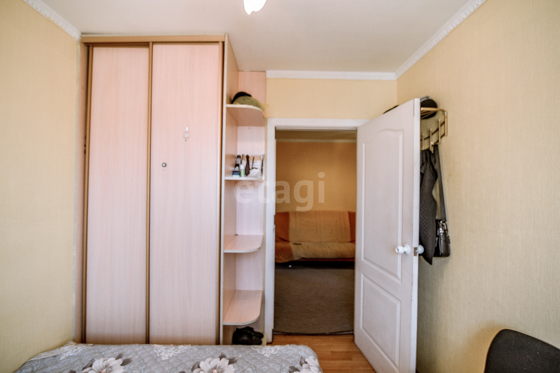 Продажа 4-комнатной квартиры, Южно-Сахалинск, Сахалинская область,  Южно-Сахалинск