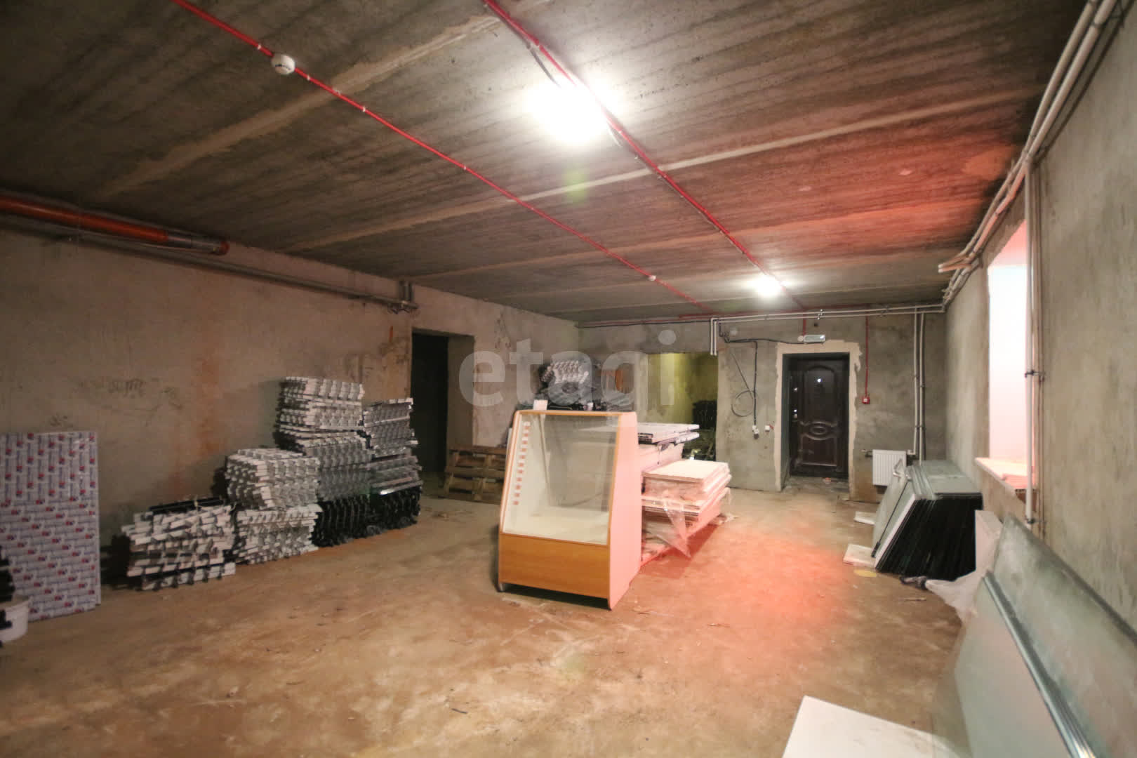 Аренда коммерческой недвижимости, 264м <sup>2</sup>, Новый Уренгой, Ямало-Ненецкий АО,  Новый Уренгой