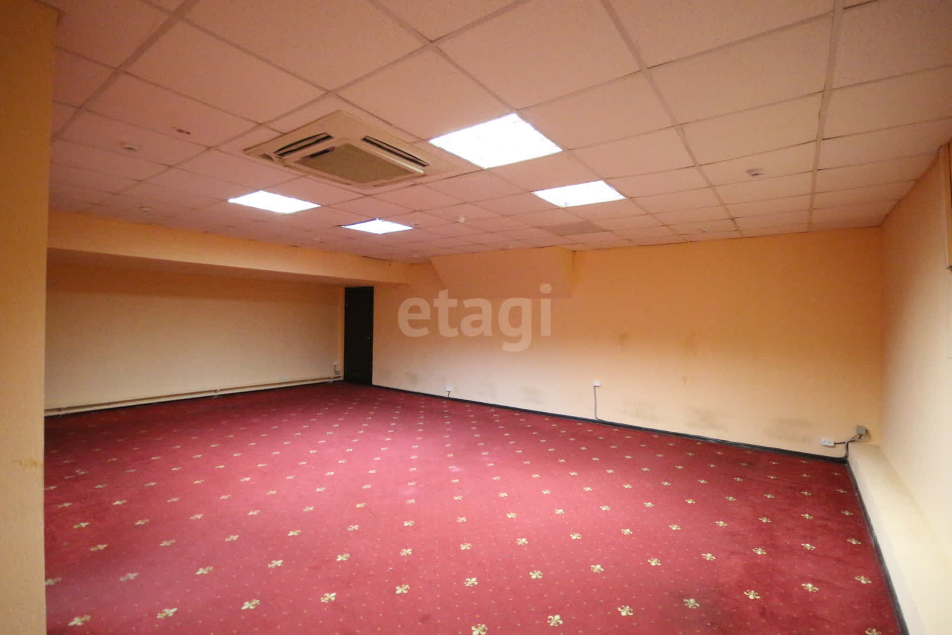 Аренда коммерческой недвижимости, 320м <sup>2</sup>, Новый Уренгой, Ямало-Ненецкий АО,  Новый Уренгой