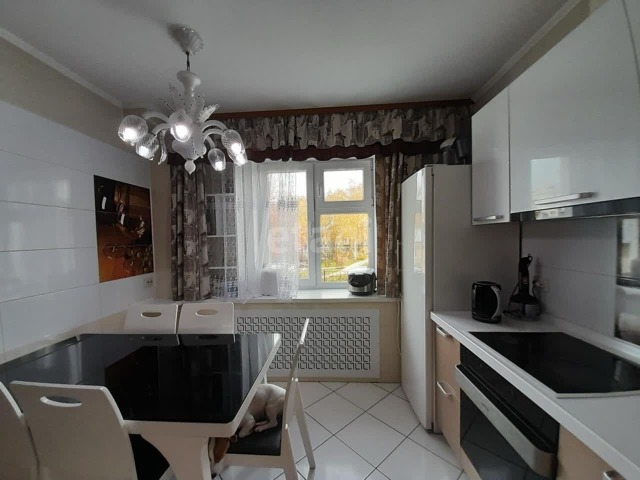 Продажа 3-комнатной квартиры, Южно-Сахалинск, Сахалинская область,  Южно-Сахалинск