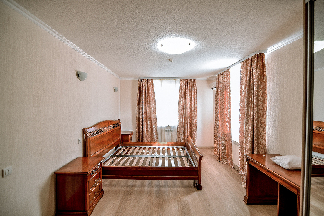 Аренда 1-комнатной квартиры, Южно-Сахалинск, Сахалинская область,  Южно-Сахалинск