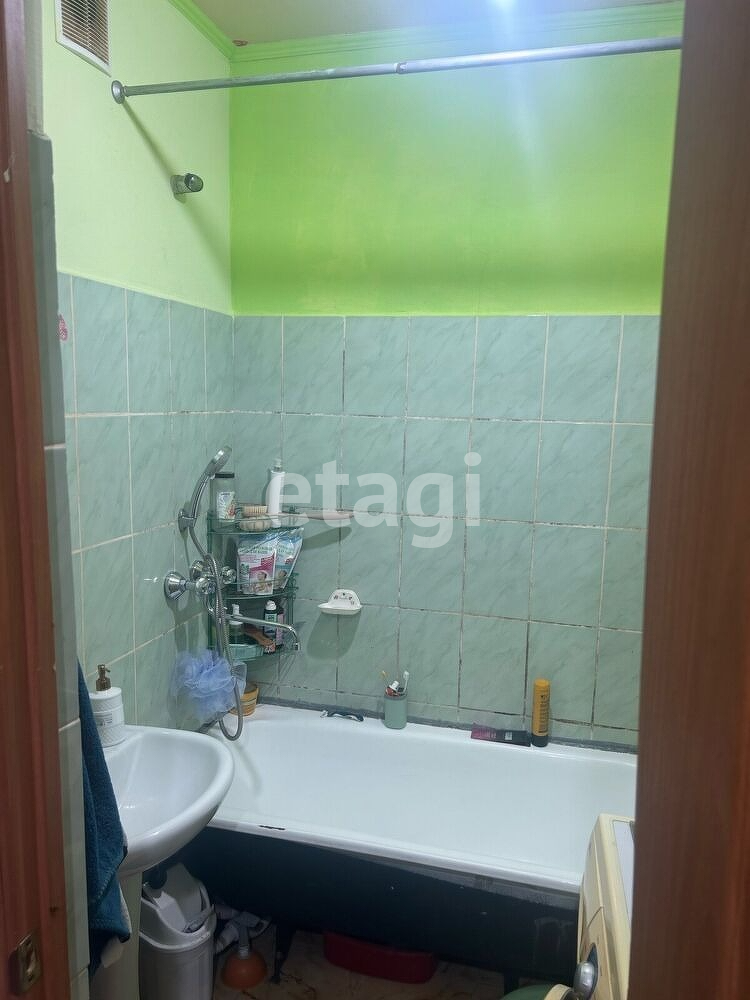 Продажа 2-комнатной квартиры, Южно-Сахалинск, Сахалинская область,  Южно-Сахалинск