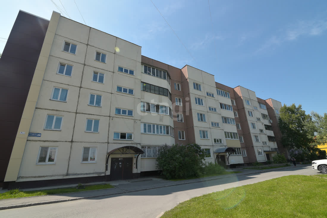 Продажа 2-комнатной квартиры, Южно-Сахалинск, Сахалинская область,  Южно-Сахалинск